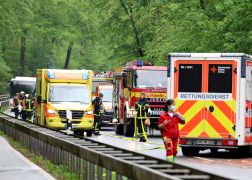 Toedlicher Unfall In Jena Frau Stirbt Bei Frontalcrash 06